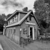 B&W view of the
Halibut Cove Coffee House.