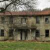 A close up view of this
1862 civil war era house.
Firebrick, KY.