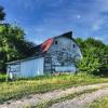 Another abandoned old
stable barn.
Outer Hennepin County.