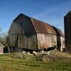 A drooping old barn near
Saukville, WI.